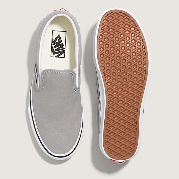Vans Shoes - Vans classic slip on size 5.5 men 7 women